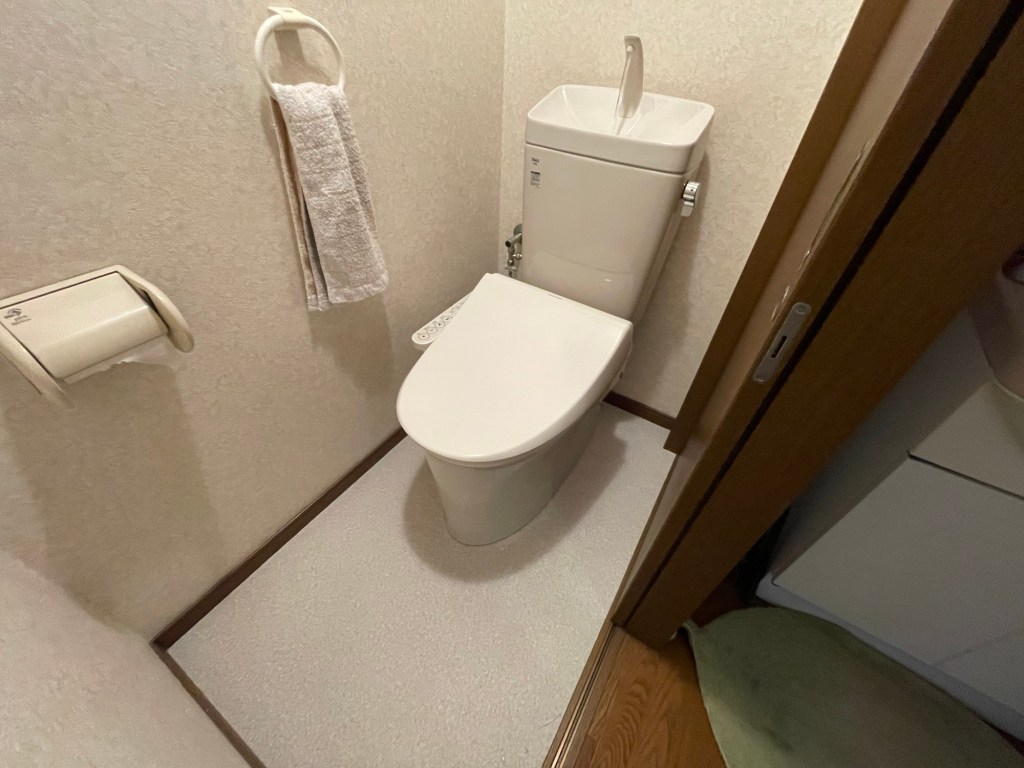 トイレ交換後の画像